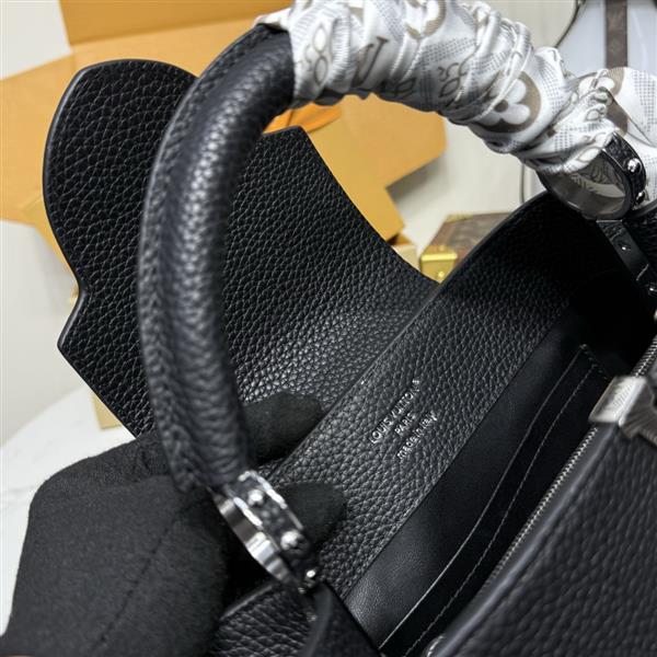 2026120164253501 270